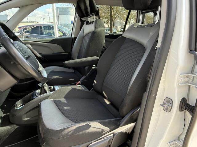 Citroen GRAND C4 PICASSO SpaceTourer BWJ 2019 | 1.2T 131PK Business 7PERS | PANO DAK | TREKHAAK | CLIMA | NAVI | STOELVERW | PRIVACY GLASS | CARPLAY | MASSAGE STOEL