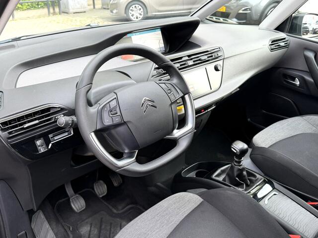 Citroen GRAND C4 PICASSO SpaceTourer 7-Persoons 130 Pk Benzine KGJ-74-X * Navigatie * Keyless Start * DAB Radio * Climate & Cruise Control * L.M. Velgen & Michelin * Achteruitrij Parkeer Camera * Vingerhoets; Vierde Generatie Eersteklas Service. Al meer dan 100 jaar een begrip in