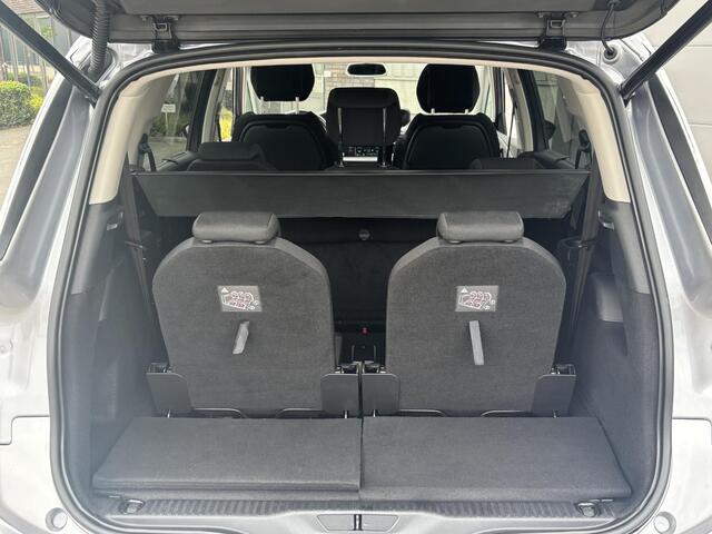 Citroen GRAND C4 PICASSO SpaceTourer 1.2 PureTech Shine | Nieuwe Distributieriem! | Rijklaar geleverd incl 12 maanden BOVAG garantie! |