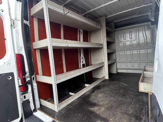 Citroen JUMPER 35 2.2 HDI 131 PK Zwaar / 1E EIG. / L2H2 / AIRCO / NAVI / BLUETOOTH / 3 TONS TREKHAAK / INRICHTING