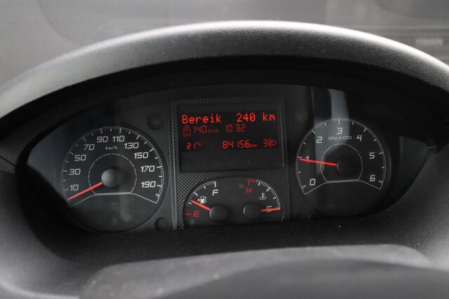 Citroen JUMPER 30 2.2 BlueHDi 120 L1H1 Control | LUCHTSTOEL | INBOUW | TREKHAAK | CRUISE | NAVI | AIRCO |
