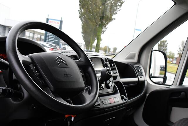 Citroen JUMPER 35 2.0 BlueHDi L4 Bakwagen Cruise, NAVI, 165PK, Laadklep, Airco, Uniek!