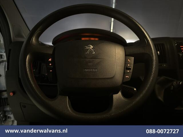 Citroen JUMPER 2.2 BlueHDi 141pk Bakwagen Laadklep Euro6 Airco | 955kg laadvermogen | Cruisecontrol Bijrijdersbank.