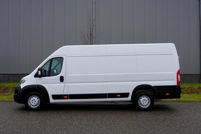 Citroen JUMPER 2.2 BlueHDi 165 L4H2 Zwaar 3.5t 1e eigenaar |Topstaat |165 pk |Camera |Cruise |Navi |Climate control |2e airbag |Carplay |Bluetooth |Betimmering |Lederen stuurwiel |3500 KG