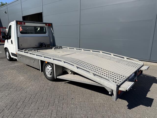 Citroen JUMPER 165pk Zwaar Oprijwagen (Luchtvering - Trekhaak - Lier - Geveerde bestuurdersstoel - Automatische Airco - Navigatie - Alu opbergbak - Cruise Controle)