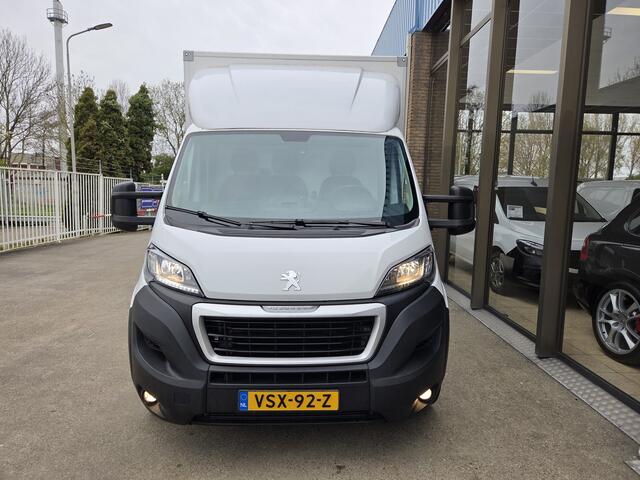 Citroen JUMPER / Peugeot Boxer 140 PK Lowliner Laadklep / Oprijklep Lage instap Airco Cruisecontrol