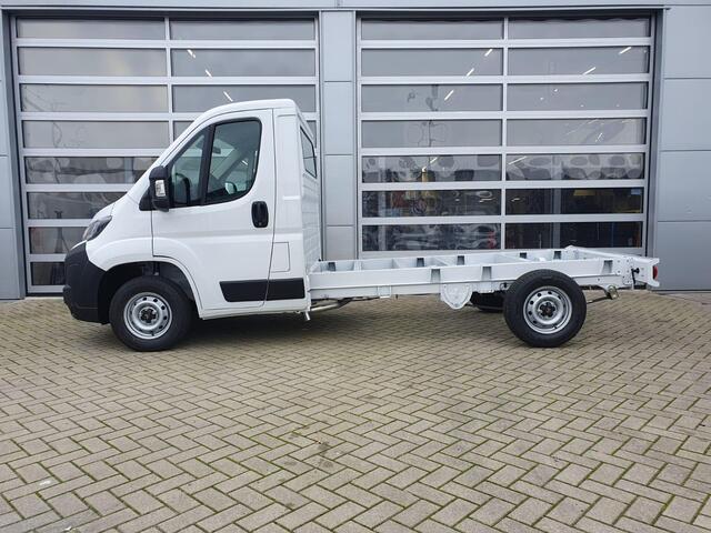Citroen JUMPER 3.5 t 2.2 BLEU hdi 140 PK LENGTE 2 CHASIS-CABINE | 3-Zits | Airco | DAB+ & Bluetooth Radio met Touch Screen | Direct uit Voorraad Leverbaar!