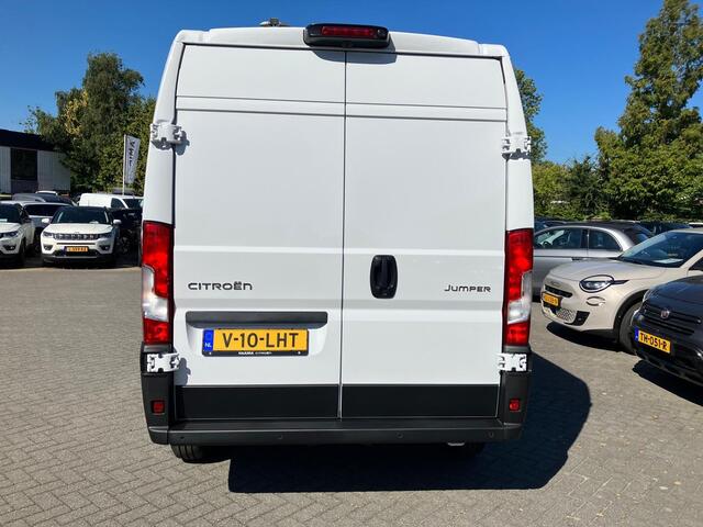 Citroen JUMPER 2.2 BlueHDi 140 S&S L2H2 3.5t | Cruise control | Achteruitrijcamera | Digitale binnenspiegel | Navigatie | 3 persoons