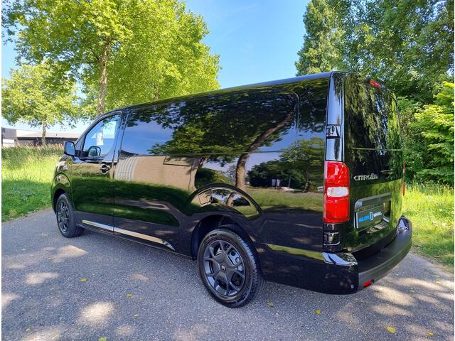 Citroen JUMPY L3 2.0 BlueHDI 180pk EAT8 AUTOMAAT | GEEN BPM | Houten afwerking laadruimte | Trekhaak | Doorlaadluik | Multifunctionele bank voorpassagiers | NAVI | Multimedia | Apple Carplay | Android Auto | Achteruitrijcamera | Parkeersensoren achter | Digitale cockpi