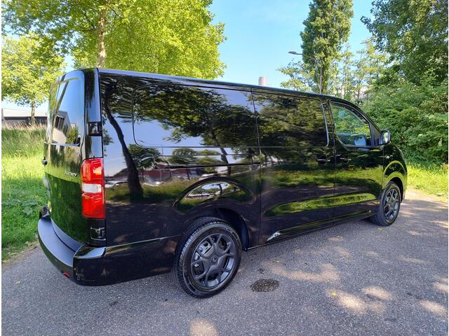 Citroen JUMPY L3 2.0 BlueHDI 180pk EAT8 AUTOMAAT | GEEN BPM | Houten afwerking laadruimte | Trekhaak | Doorlaadluik | Multifunctionele bank voorpassagiers | NAVI | Multimedia | Apple Carplay | Android Auto | Achteruitrijcamera | Parkeersensoren achter | Digitale cockpi