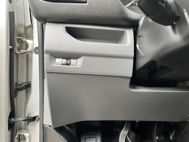 Citroen JUMPY 1.6 BlueHDI XL BTW VRIJ!! Airco Cruise controle Kastinrichting Navigatiesysteem 2-Persoons Parkeerhulp achter Apple carplay 1e eigenaar Euro 6 Bpm en Btw vrij voor particulier gebruik !!