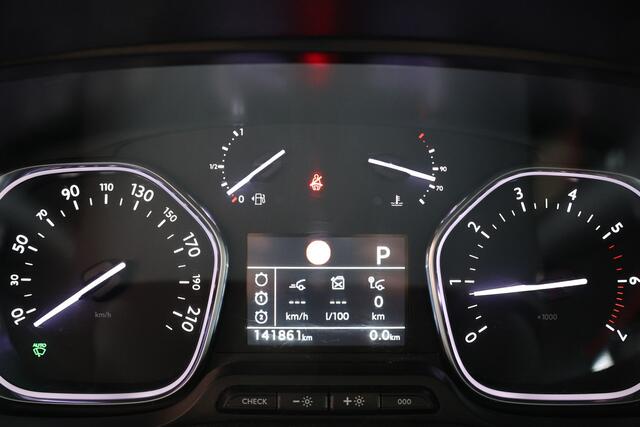 Citroen JUMPY 2.0 BlueHDI XL L3 177 PK DC | ACC | Blind Spot | Navigatie | Bi-Xenon | Head-Up | Camera | CarPlay | Stoelverwarming | Trekhaak | F1 Flippers | 6-Zitter | Peugeot Expert | Opel Vivaro | Dubbel Cabine | Nieuwe APK