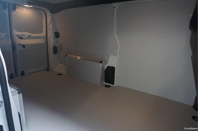 Citroen JUMPY 2.0D 180PK Automaat L3H1 BPM VRIJ!! Navi, Camera, Trekhaak, Betimmering, Standkachel!! Nr. J