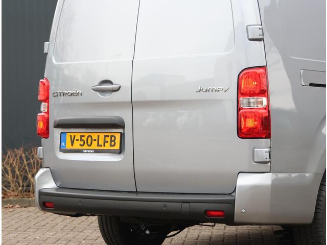 Citroen JUMPY 2.0 BlueHDI 180PK L3H1 Automaat | Dubbele cabine | AppleCarPlay/AndroidAuto | Navigatie | Achteruitrijcamera | Parkeersensoren Achter | Airco | Cruise Control | 3 Zitplaatsen Rechtsvoor | DAB Ontvanger |