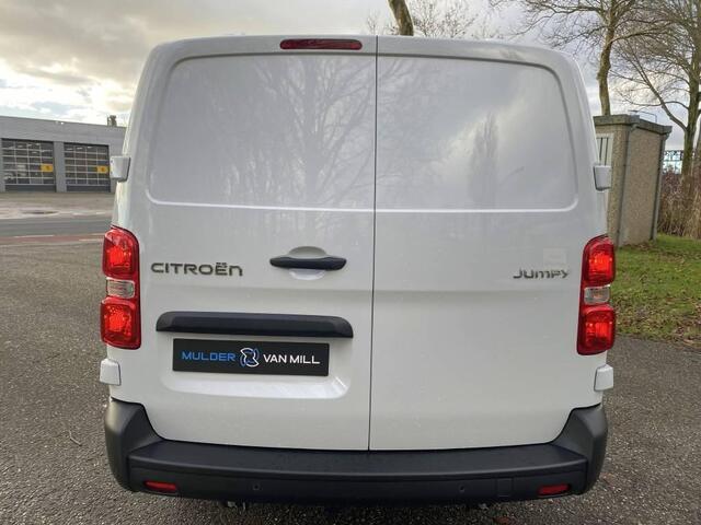 Citroen JUMPY L2 2.0 BlueHDI 145pk | BPM vrij | NAVI | Apple Carplay | Android Auto | Multimedia | Digitale cockpit | Achteruitrijcamera | Parkeersensoren voor en achter | Dode hoek detectie | Mistlampen | Automatische verlichting | Elektrisch inklapbare spiegels