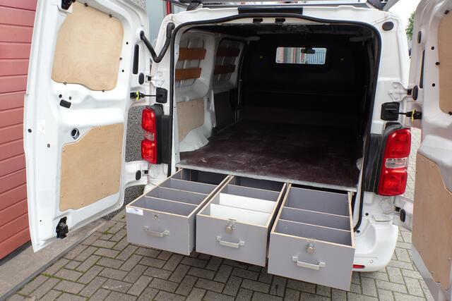 Citroen JUMPY 2.0 BlueHDI 120 M Club airco trekhaak imperiaal 2 x schuifdeur direct inzetbaar