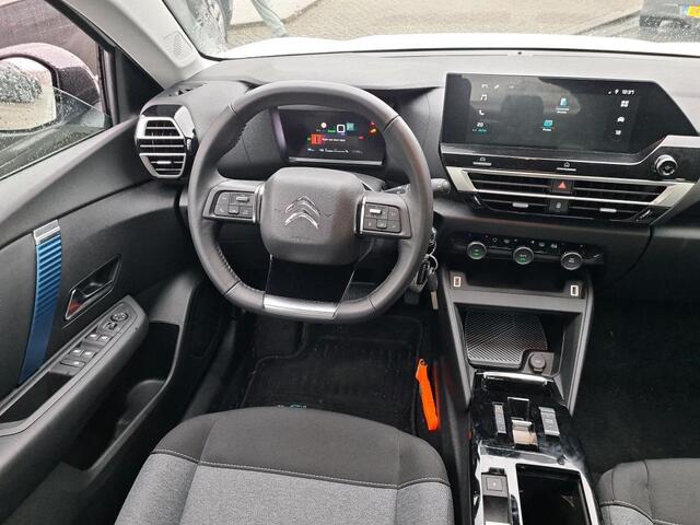 Citroen ë-C4 X Feel 50 kWh Apple carplay/Parkeersensoren/18"Velgen/Lage kilometerstand/GEEN AFLEVERKOSTEN