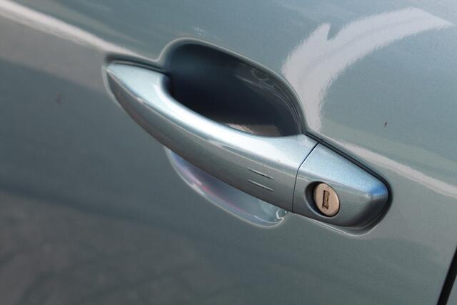 Citroen ë-C4 Shine 50 kWh//Navi//Leder//Camera!!