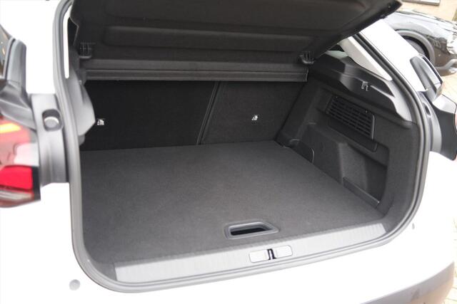 Citroen ë-C4 100% Elektrisch Feel Pack Nav/Camera etc