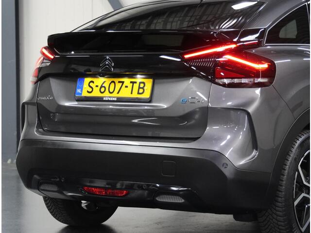 Citroen ë-C4 Shine 50kWh 136PK | 1ste eigenaar | 3 FASE | LEER | Winterpakket | Camera | LED lampen | AUTOMAAT | Navigatie | Isofix | Privacy Glass | Parkeersensoren | Stoelverwarming |