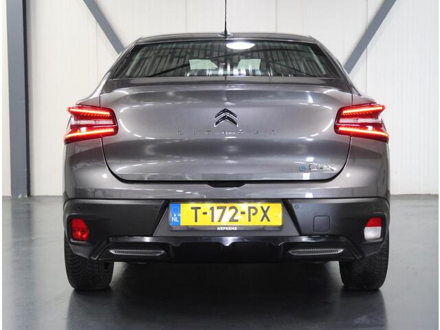 Citroen ë-C4 X Feel 50kWh 136PK | 1ste eigenaar | 3 FASE | AppleCarPlay/AndroidAuto | Armsteun | Parkeersensoren | LED lampen | Navigatie | 18"LMV | Cruise Control | Climate Control | AUTOMAAT | Isofix |