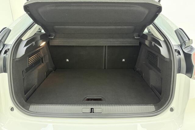 Citroen ë-C4 Feel 50 kWh | Climate control | Camera | Navigatie via Carplay | Parkeersensoren | DAB Radio | Cruise control