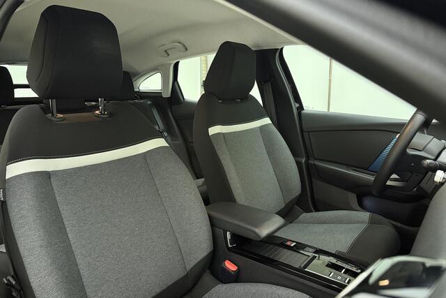 Citroen ë-C4 Live 50 kWh | Climate control | Cruise control | DAB Radio | Bluetooth | Licht & regensensor