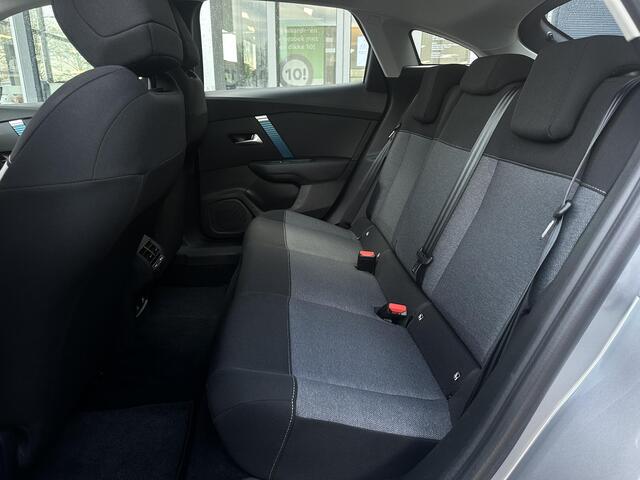 Citroen ë-C4 Live 50 kWh | Trekhaak | Apple Carplay/Android Auto | Cruise Control | Climate Control | Geluidsisolerend glas | Full LED | Parkeersensoren | Standkachel | DAB |