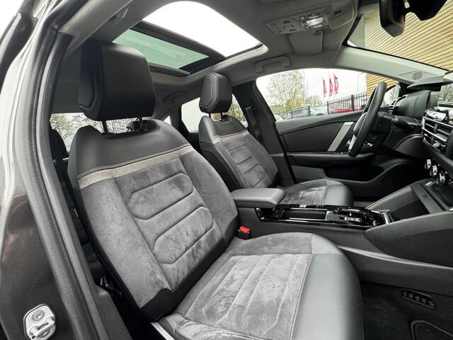 Citroen ë-C4 X Shine 50 kWh Panoramadak / Camera / Winterpack