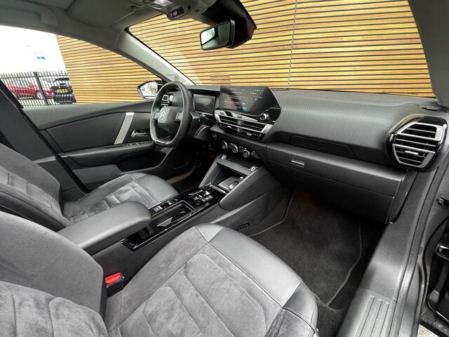 Citroen ë-C4 X Shine 50 kWh Panoramadak / Camera / Winterpack