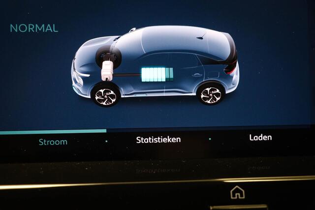 Citroen ë-C4 Shine 50 kWh | HEAD UP | STUURVERWARMING | DAB | APPLE | CAMERA