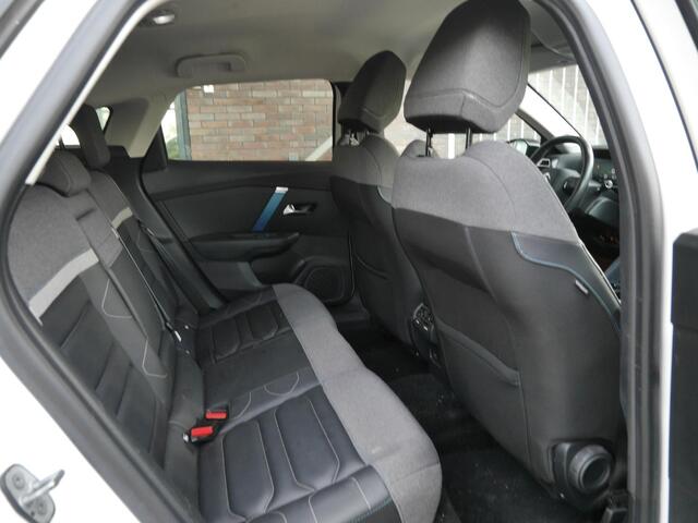 Citroen ë-C4 Shine 50 kWh | Head up display | Adaptieve cruise control | Achteruitrijcamera | Climate control | 18 inch Lichtmetalen velgen | Extra getint glas