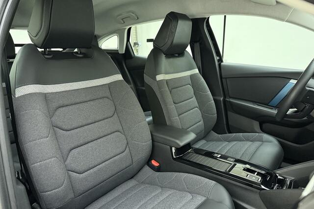 Citroen ë-C4 Feel 50 kWh 3-Fase | Navigatie | Camera Achter | Climate Control | Cruise Control | Lage-Km Stand | BTW-Auto