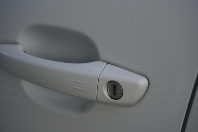Citroen ë-C4 Feel Pack 50 kWh 180° Camera | Keyless | Head-up display