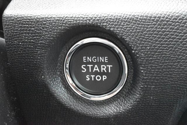 Citroen ë-C4 Shine 50 kWh Panoramadak | Leder | Massagestoelen | Pack winter | Navi |