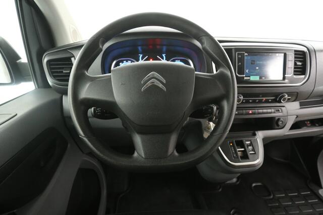 Citroen ë-Jumpy L2H1 75 kWh | Snelladen | SOH 90% | Airco | Cruise | Camera | Carplay | 2xSchuifdeur | 3 Zits | Trekhaak