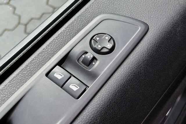Citroen ë-SpaceTourer 50kWh Business XL 8-PERSOONS XENON HUD