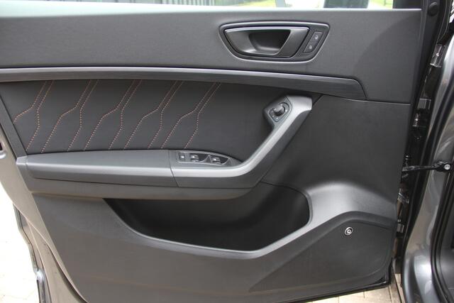 Cupra Ateca 1.5 TSI FR Keyless-Go | Beats | ACC | Matrix LED | ECC | CarPlay | Kuipstoelen | Trekhaak | Navi | DAB | LMV19'' Zeer nette
