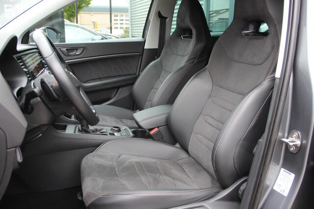 Cupra Ateca 1.5 TSI FR Keyless-Go | Beats | ACC | Matrix LED | ECC | CarPlay | Kuipstoelen | Trekhaak | Navi | DAB | LMV19'' Zeer nette