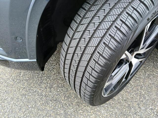 Cupra Ateca 2.0 TSI 4DRIVE + Panoramadak + Beat Audio + Trekhaak etc.etc.