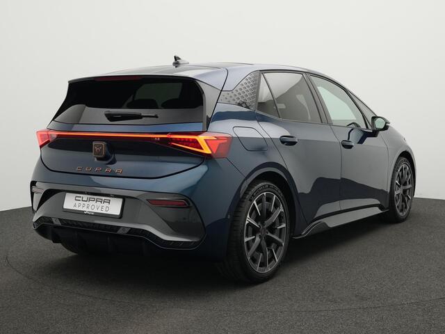 Cupra Born 62 kWh 231 pk eBoost Performance | Panoramadak | Beats Audio | 20 inch | Head-Up Display | Adaptief Onderstel | 360 Camera