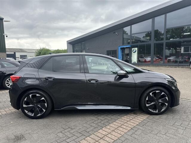 Cupra Born Business Plus 62 kWh ADD. CRUISE CONTROLE | CAMERA | 19 INCH / ALL SEASON BANDEN \ HEAD-UP DISPLAY | VEEL OPTIES \ RIJKLAAR MET GARANTIE
