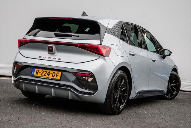 Cupra Born Business 62 kWh 204pk Camera/ Stuur + stoelverwarming/ DAB+/ Sfeerverlichting/ Adapt. cruise