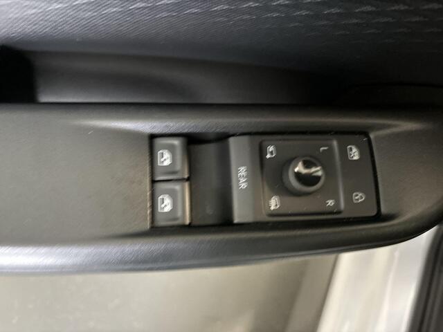 Cupra Born Business 62 kWh · Camera · Apple/Android Car Play · Navigatie · P-Sensoren · Stuurwiel Verwarming · 18'' Inch ·