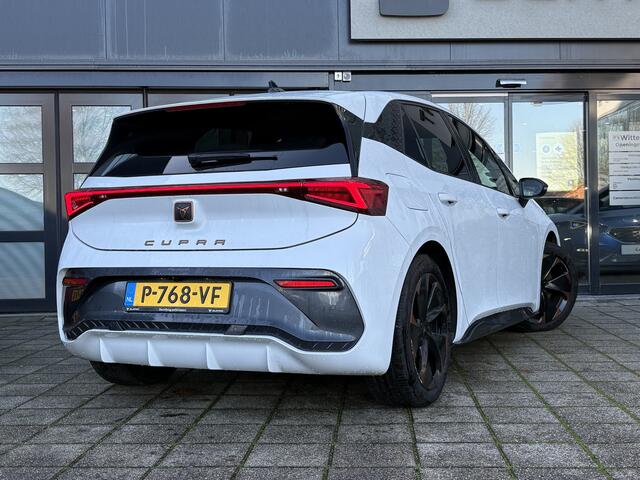Cupra Born Performance One 62 kWh Elektrische bestuurderstoel / Kuipstoelen / Camera