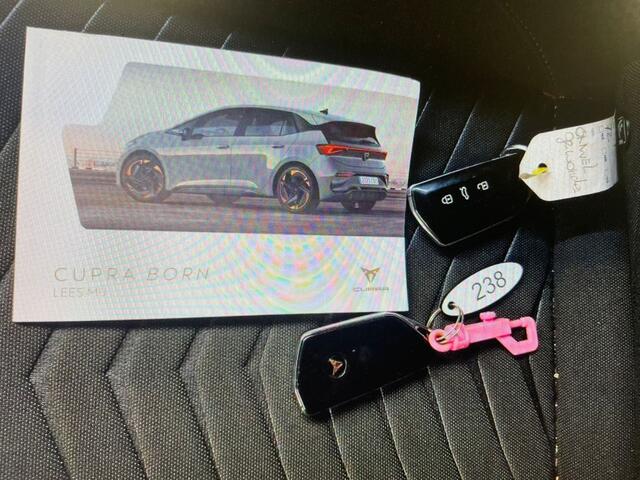 Cupra Born BWJ 2022 62 KWh Business Plus 204 PK NEIUWE BINNEN