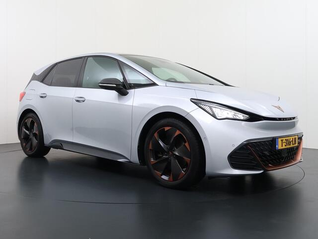 Cupra Born Business 62 kWh ELEK. STOEL MET MASSAGE| STUURWIELVERWARMING | RONDOMZICHT CAMERA| ADAPTIVE CRUISE CONTROL| DODE HOEK SENSOR| REEDS RIJKLAAR GEMAAKT, GELEVERD INCL. 12 MND BOVAG GARANTIE