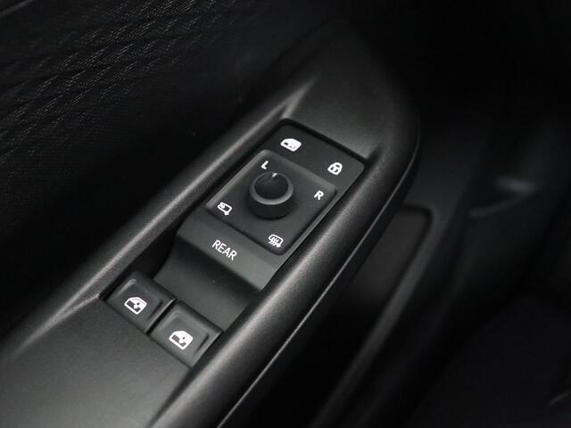 Cupra Born Adrenaline One 62 kWh | Stoelverwarming | Adaptive cruise | Camera | Carplay | Sfeerverlichting | Navigatie | Full LED