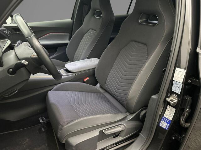 Cupra Born Adrenaline One 204pk Automaat Adaptive cruise control, Navigatie, Achteruitrijcamera, LED koplampen, Stuurwiel verwarmd, Parkeersensoren, App connect