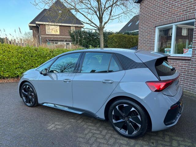 Cupra Born Business One 62 kWh ACC 19 inch.